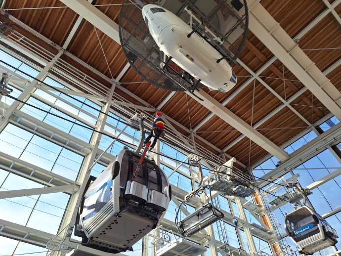 Horští záchranáři ze Šumavy trénují ve špičkové tréninkové hale v Bad Tölz