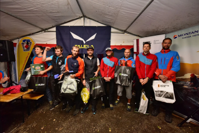 Závod dvojic horských záchranářů ovládli borci z Jizerek