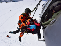 Kynologové Horské služby skládali zkoušky v Krkonoších